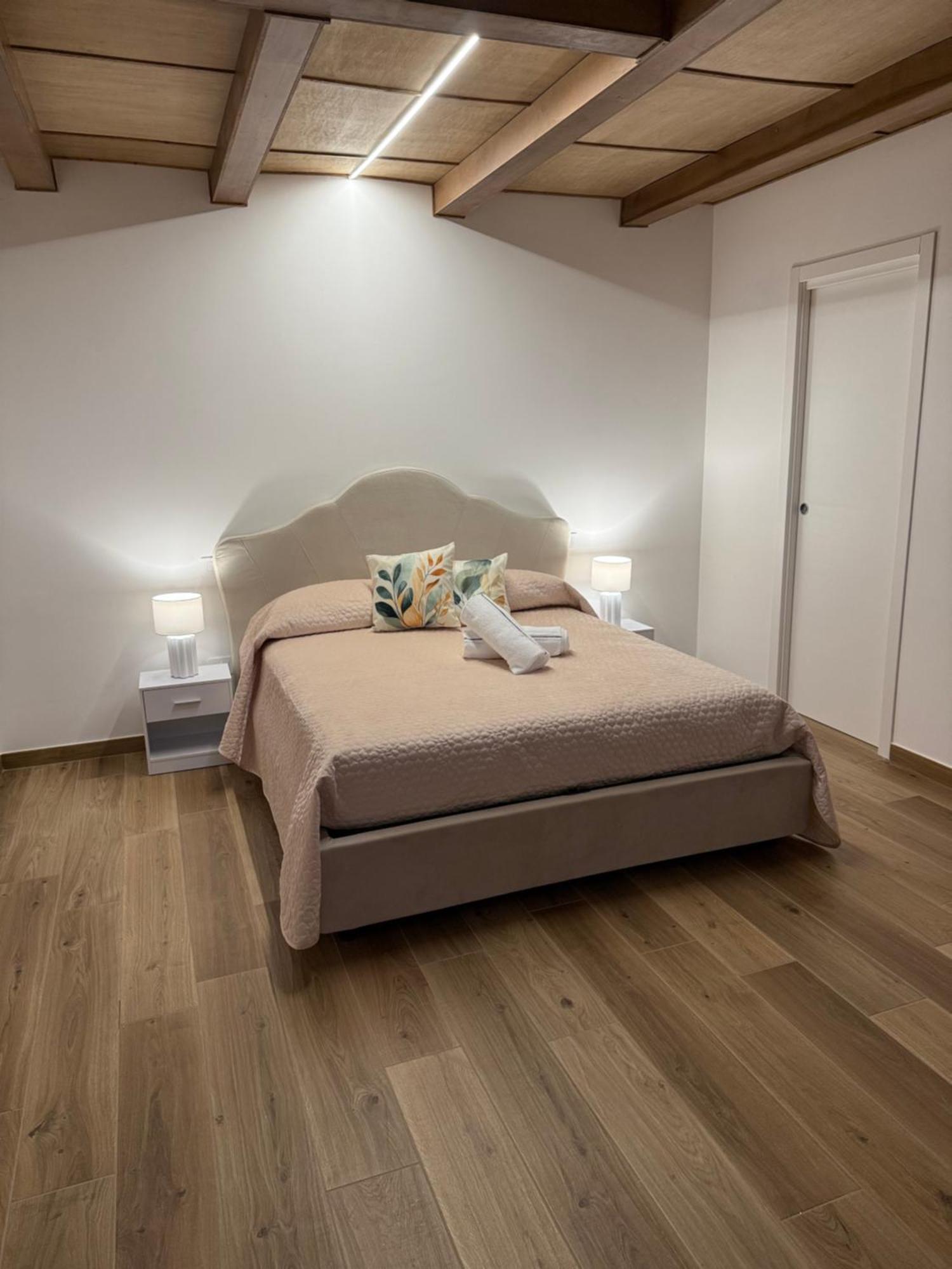 Maraf Rooms 托雷安农齐亚塔 外观 照片